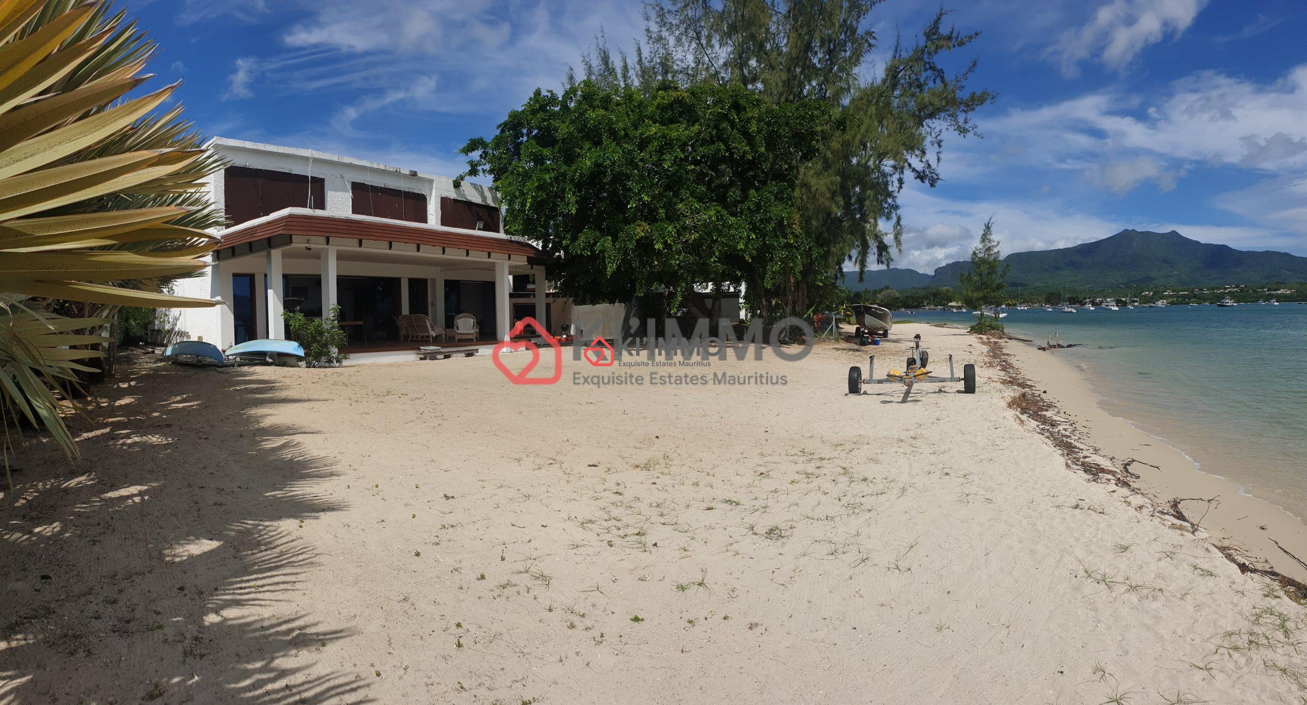Villa For Sale Riviere Noire KI'IMMO