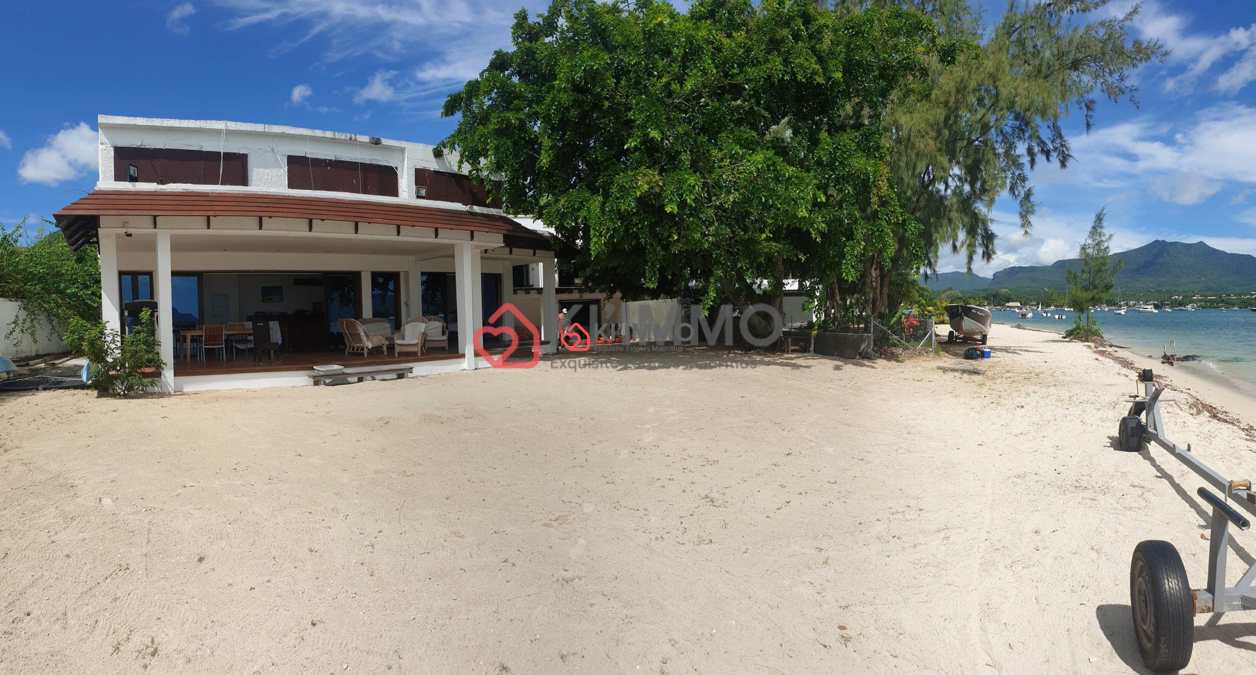 Villa For Sale Riviere Noire KI'IMMO