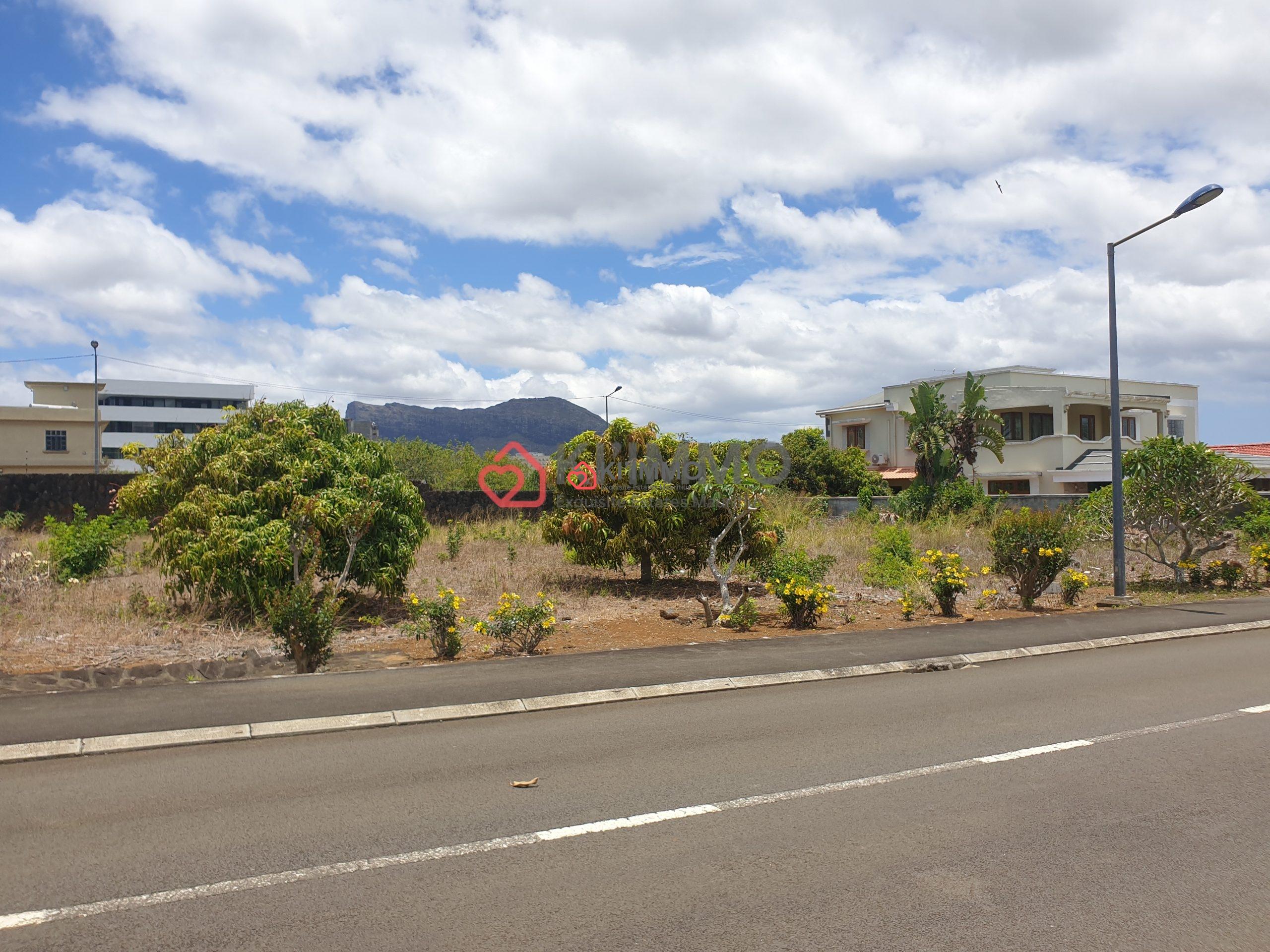 Land For Sale Ebene KI'IMMO