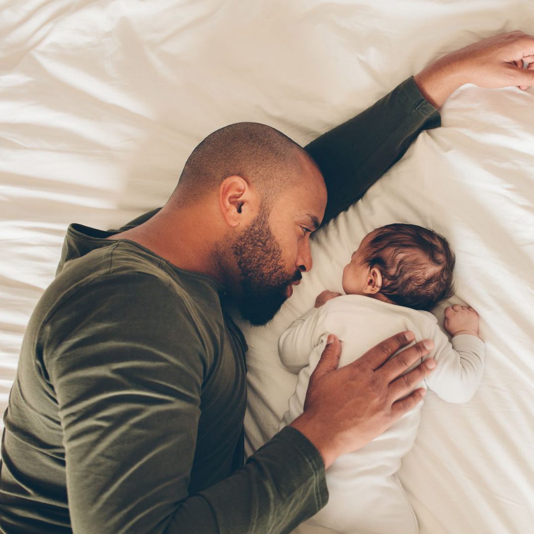 Kan Je Baby Op De Buik Slapen? - Kiind