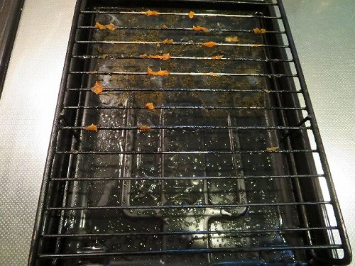 魚焼きグリル網の焦げ付きはこう掃除する！窓も簡単綺麗にする方法 春夏秋冬を楽しむブログ