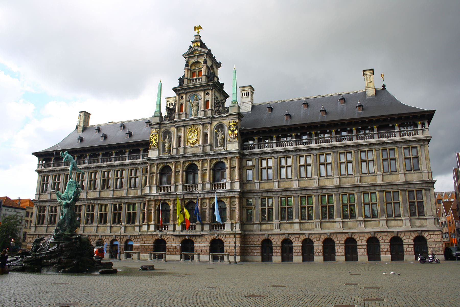 Stadhuis Antwerpen in Antwerpen KijkopStad.nl