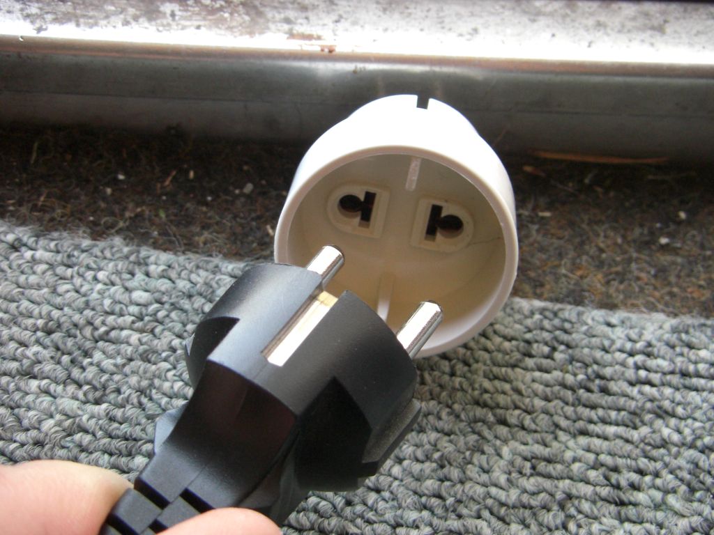 Steckdosen in Thailand und Südostasien - Welcher Stecker passt, braucht