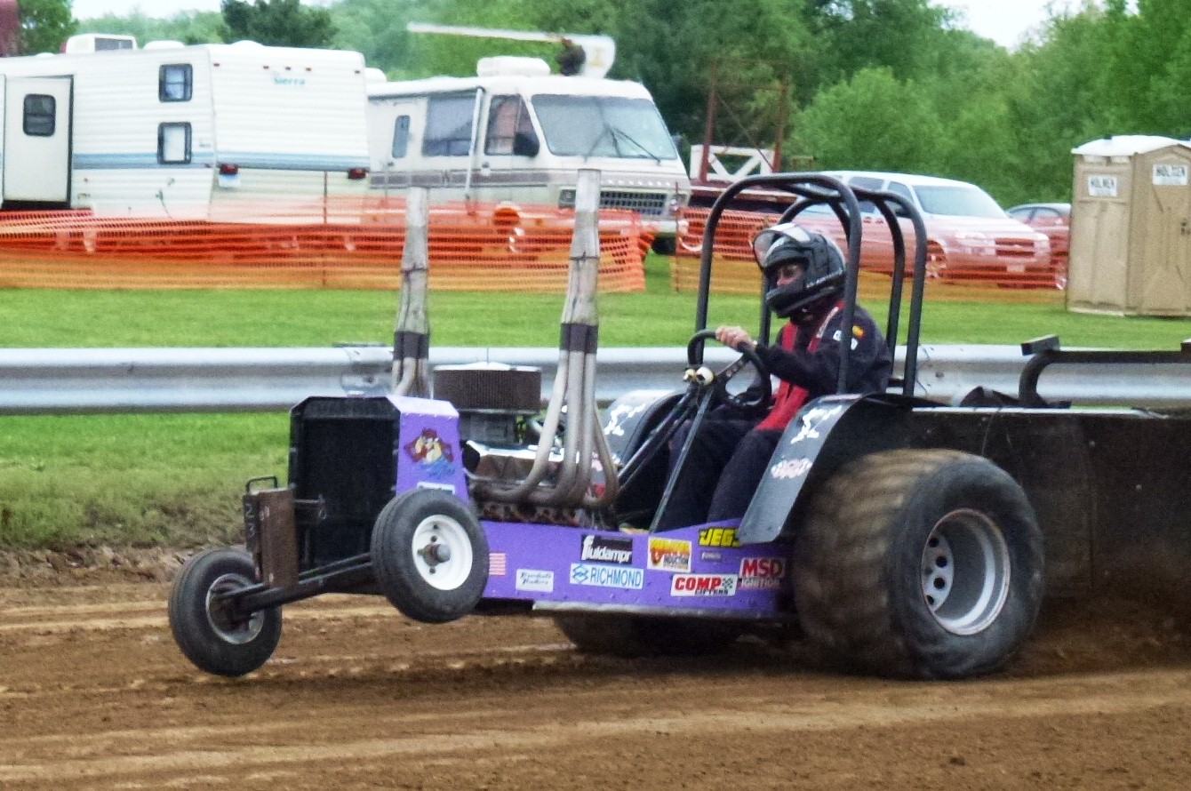 Loyal Mini Rodders Tractor Pull