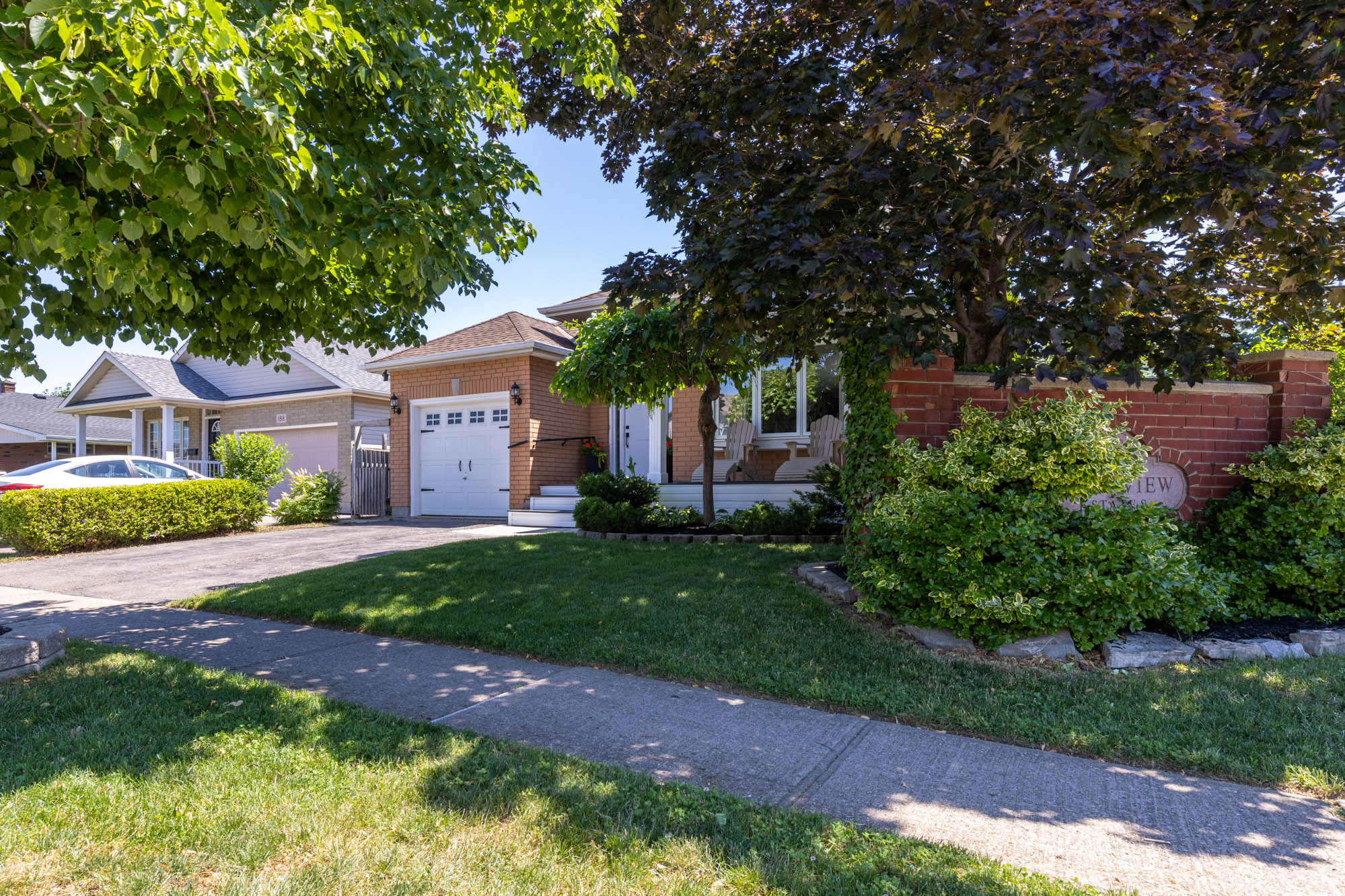 186 Vansickle Road, St. Catharines, ON Kim & Ginny Real Estate