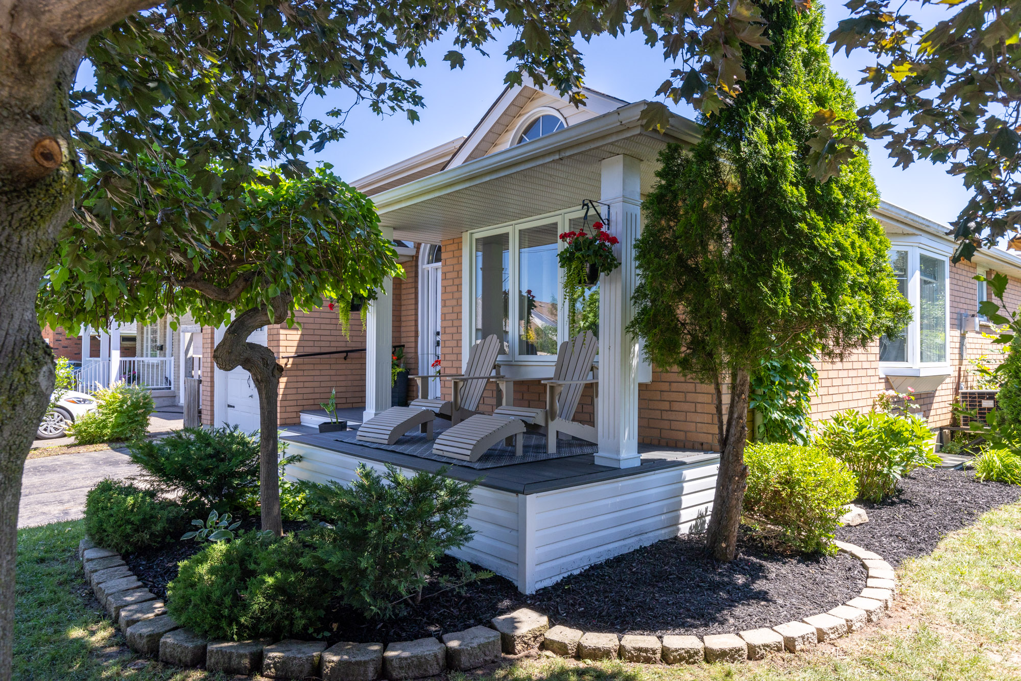 186 Vansickle Road, St. Catharines, ON Kim & Ginny Real Estate