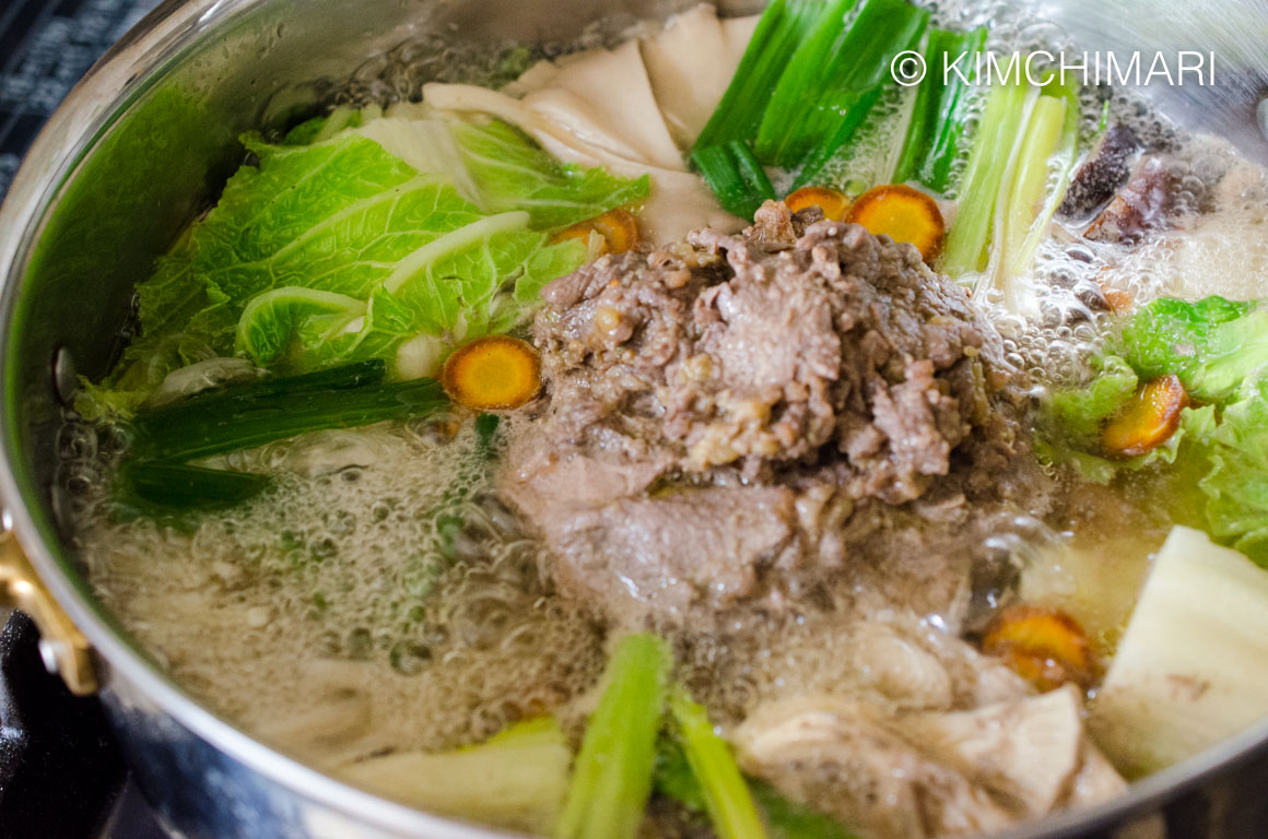 Bulgogi Hot Pot with Glass Noodles (Bulgogi Jeongol) Kimchimari
