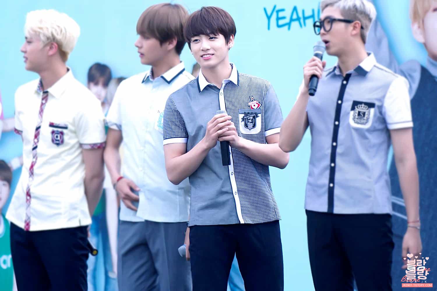 Why BTS ARMY Is The Worst Fandom In KPOP?