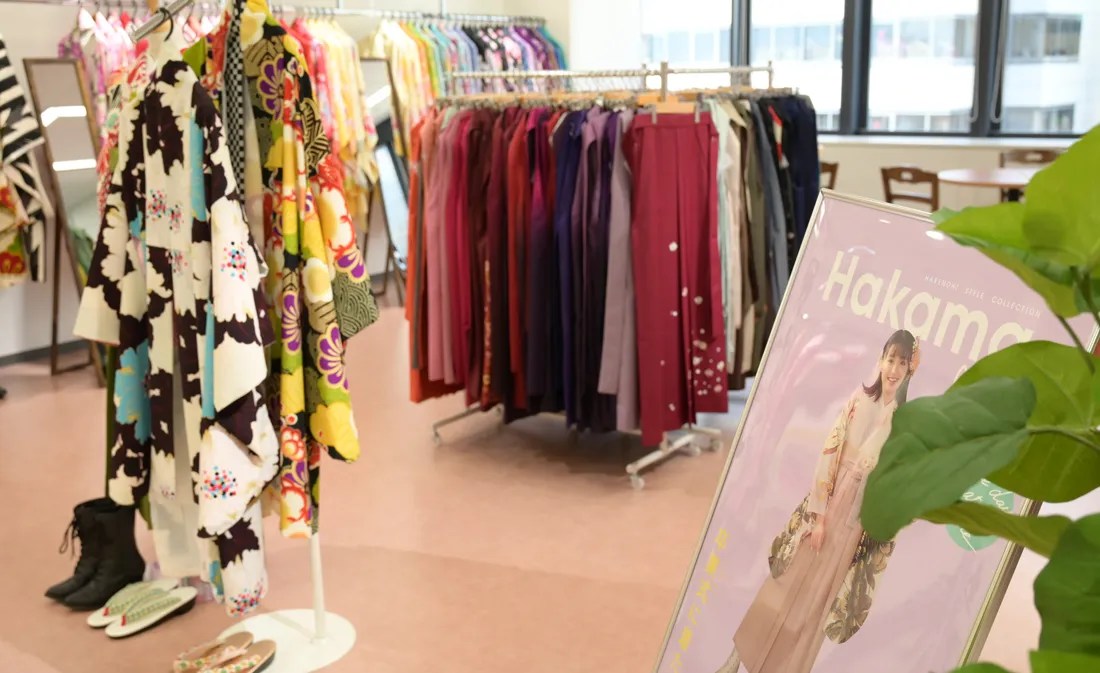 大阪・天王寺エリアで卒業式袴をレンタルするならハカマエイト大阪天王寺会場