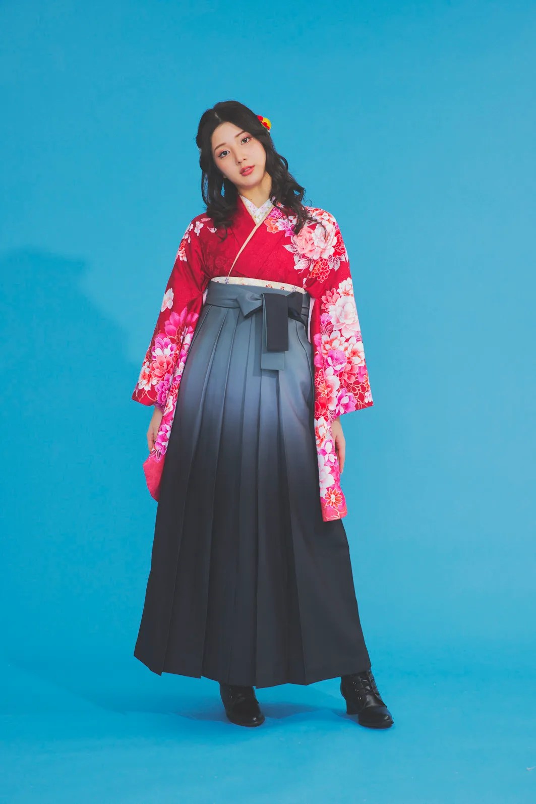 卒業式のレンタル袴にブーツを合わせたコーディネート