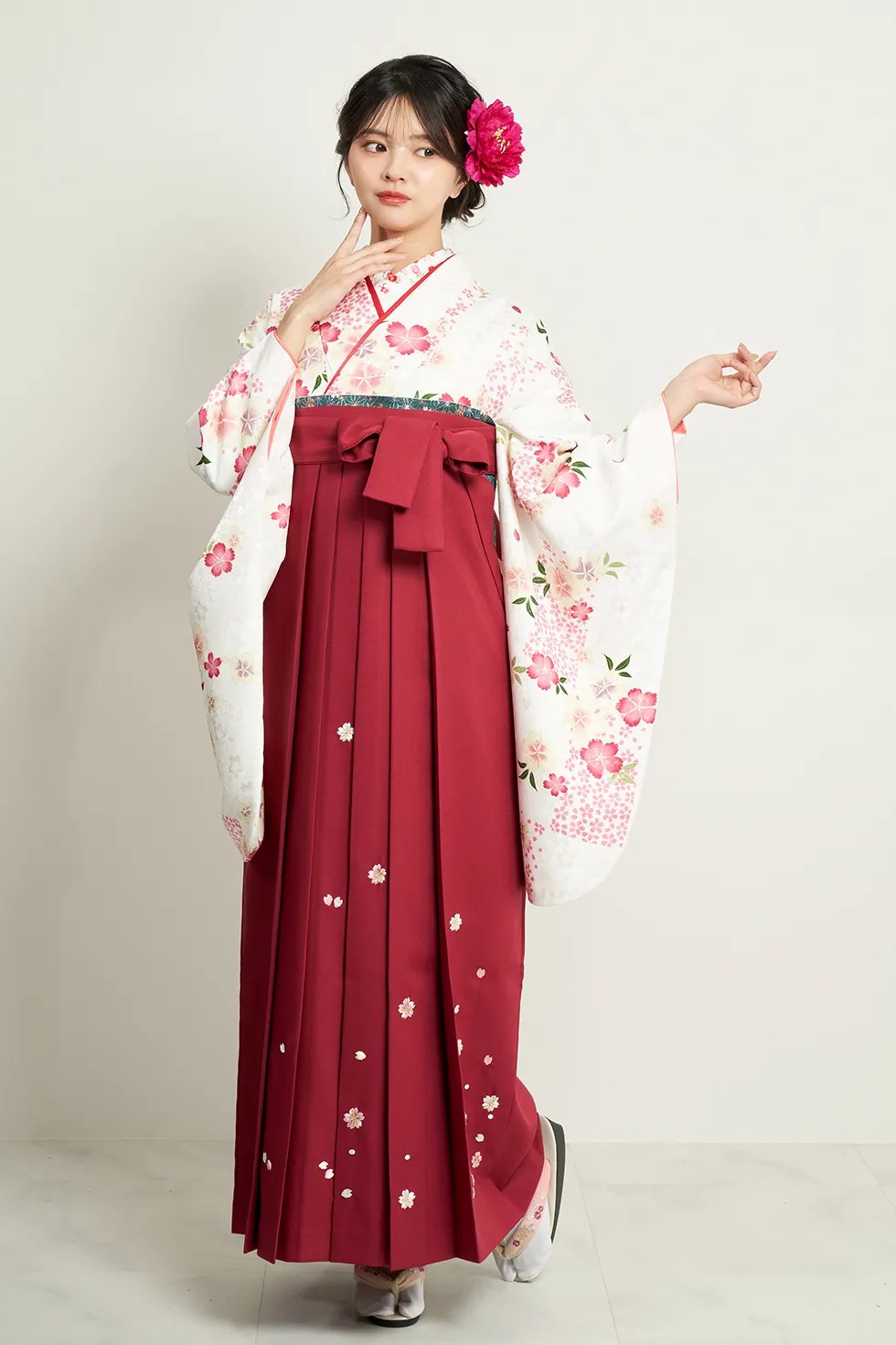 ハカマエイトでレンタルできる古典柄の卒業式袴