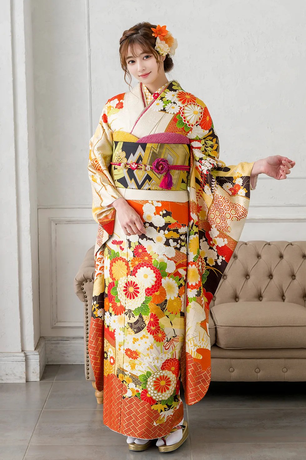 着物の値段はいくら？振袖・訪問着・留袖など種類別に解説！ 成人式振袖レンタル・販売のふりそでエイト
