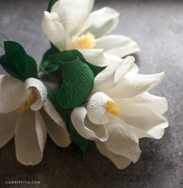 12 DIY Crepe Paper Flower Tutorials How To Make Crepe Paper Flowers