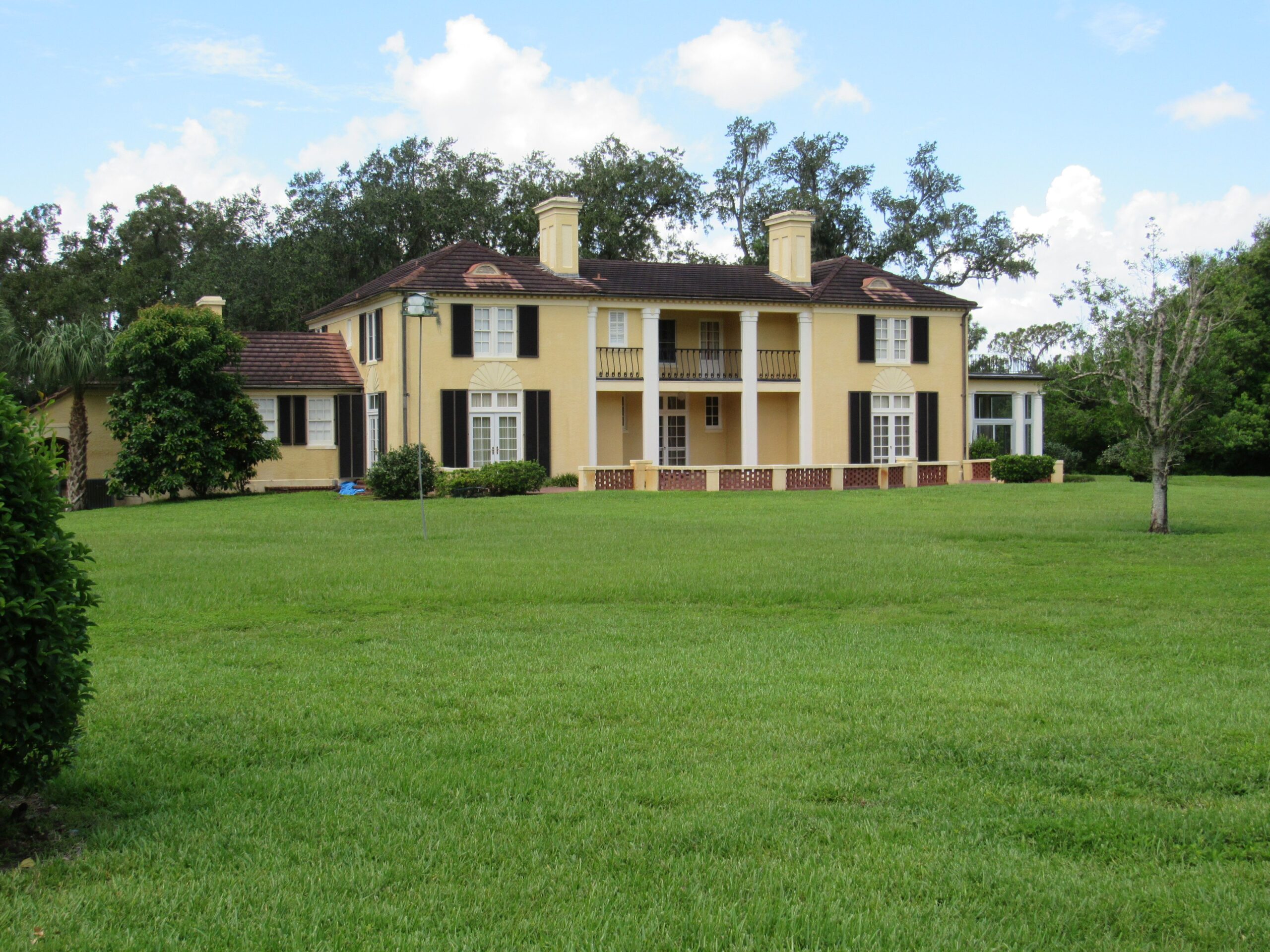 Quality Furnishings from Mountain Lake Mansion Auction