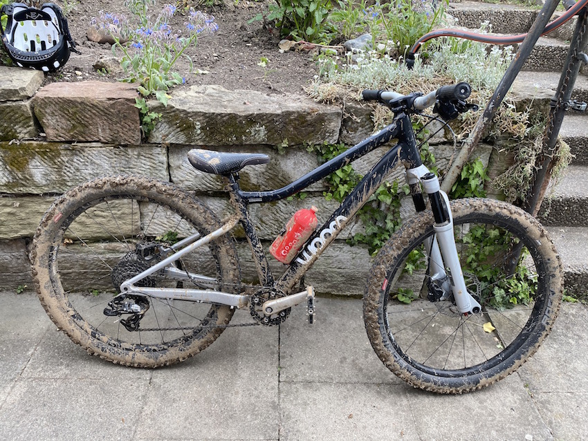 Foto Konsulat Sich versichern woom 4 off air Tabelle