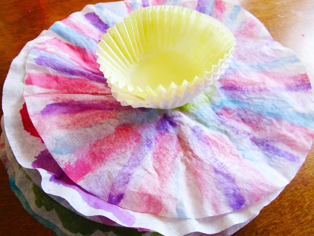 Coffee Filter Flowers for Kids. Watercolours or Markers.