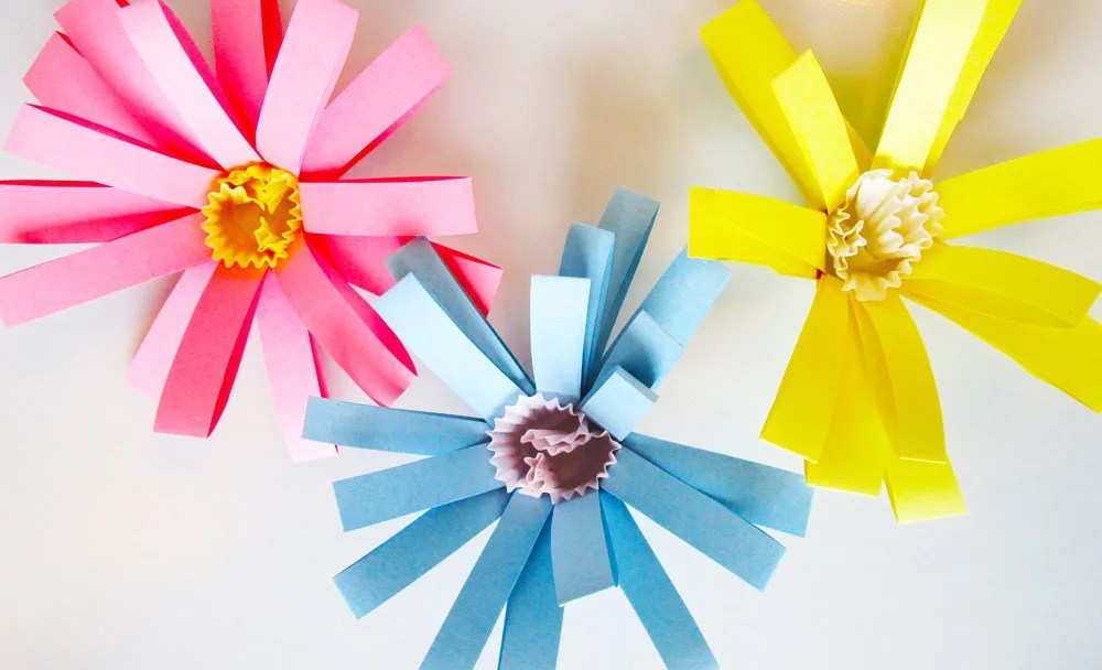 Paper Daisies Kids can Make. From