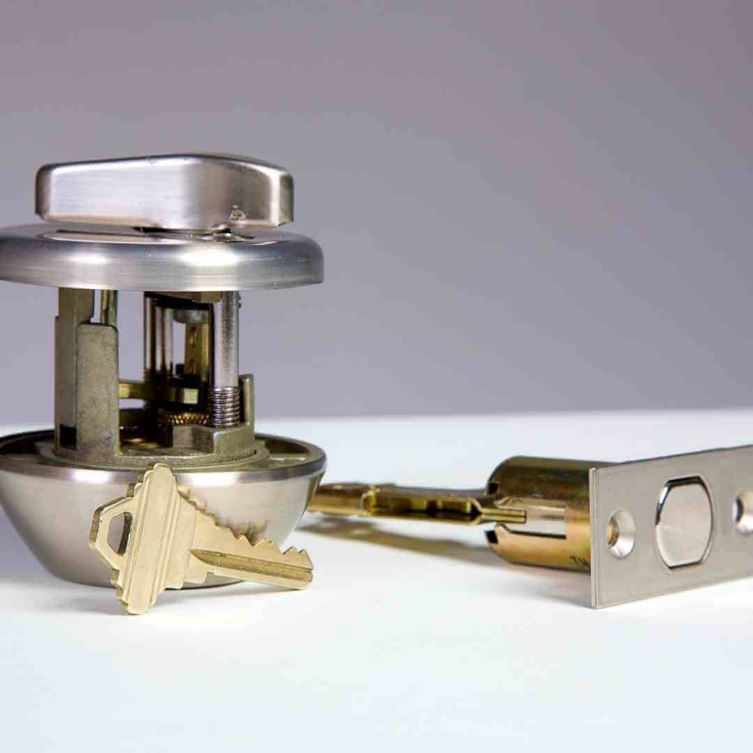 KING LOCKSMITH How To Replace Your Deadbolt Lock