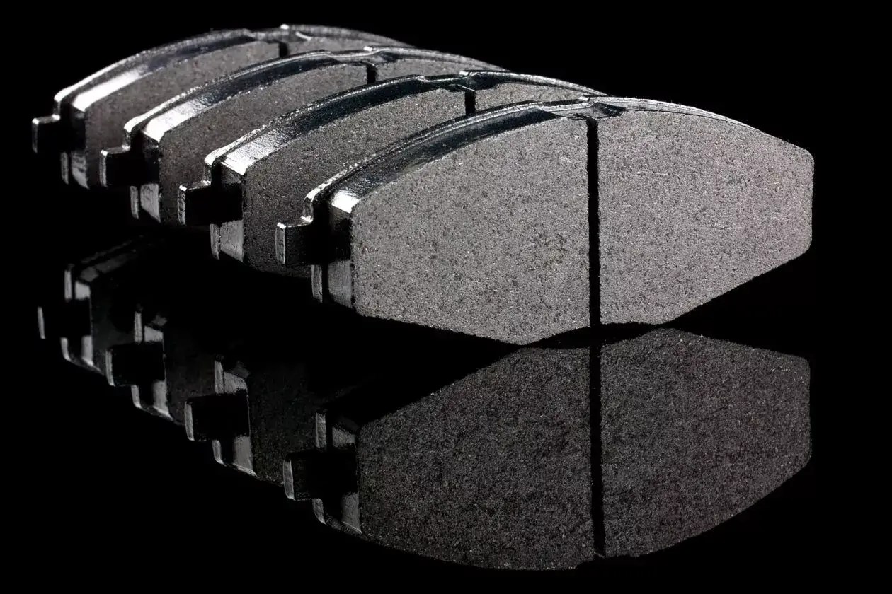 Semimetallic, lowmetallic, and ceramic formula Brake Pads, which is