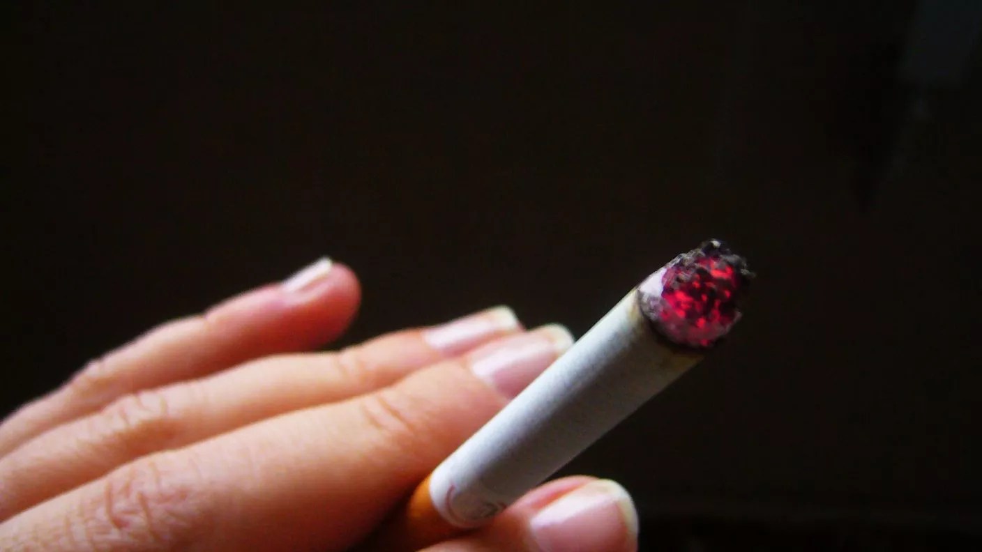 Fires Due to Cigarettes Extinguished in Pots King Condo Management