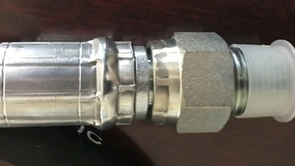 How To Replace Hydraulic Hose Fittings