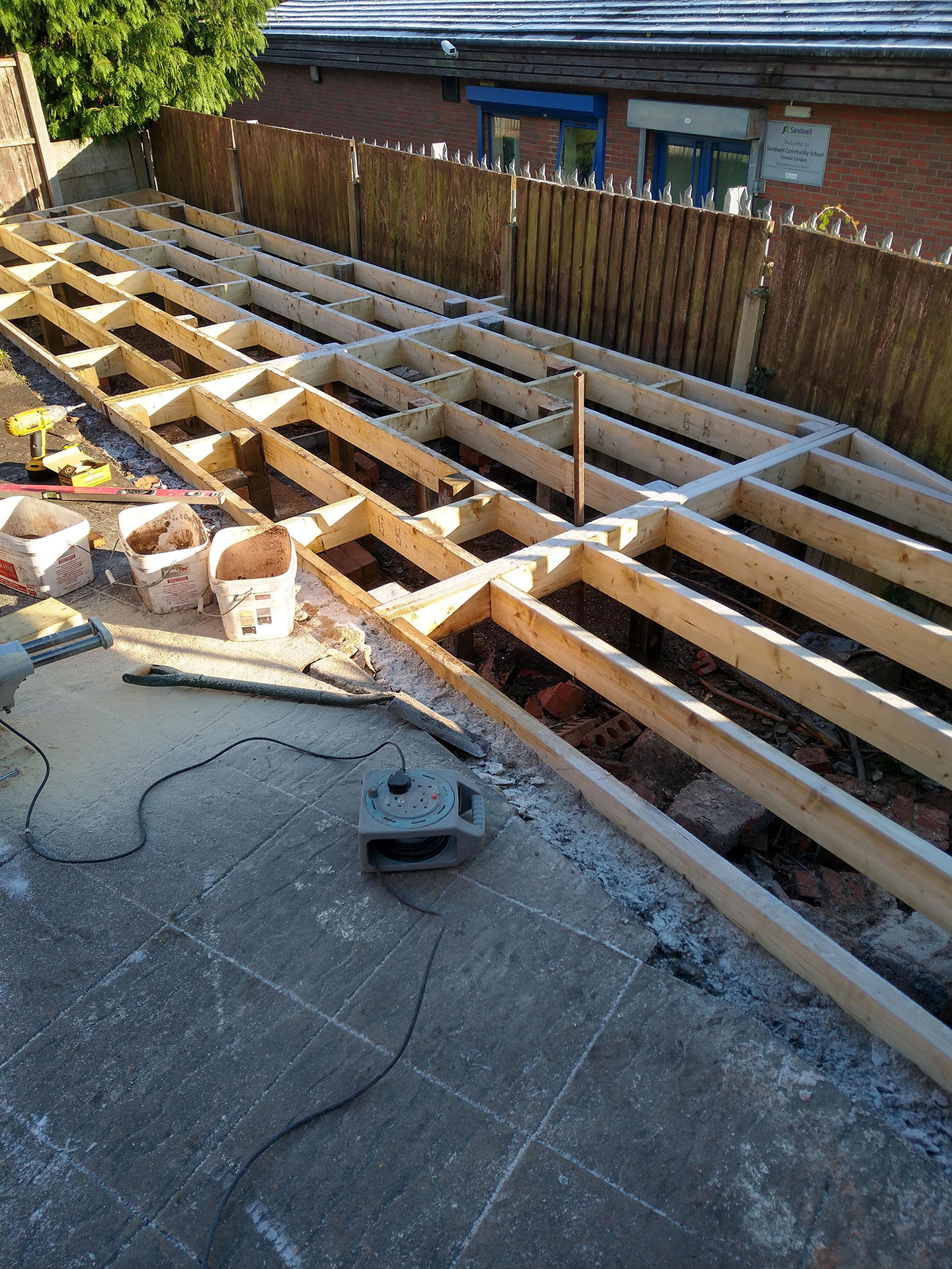 Decking Kingfisher Paving