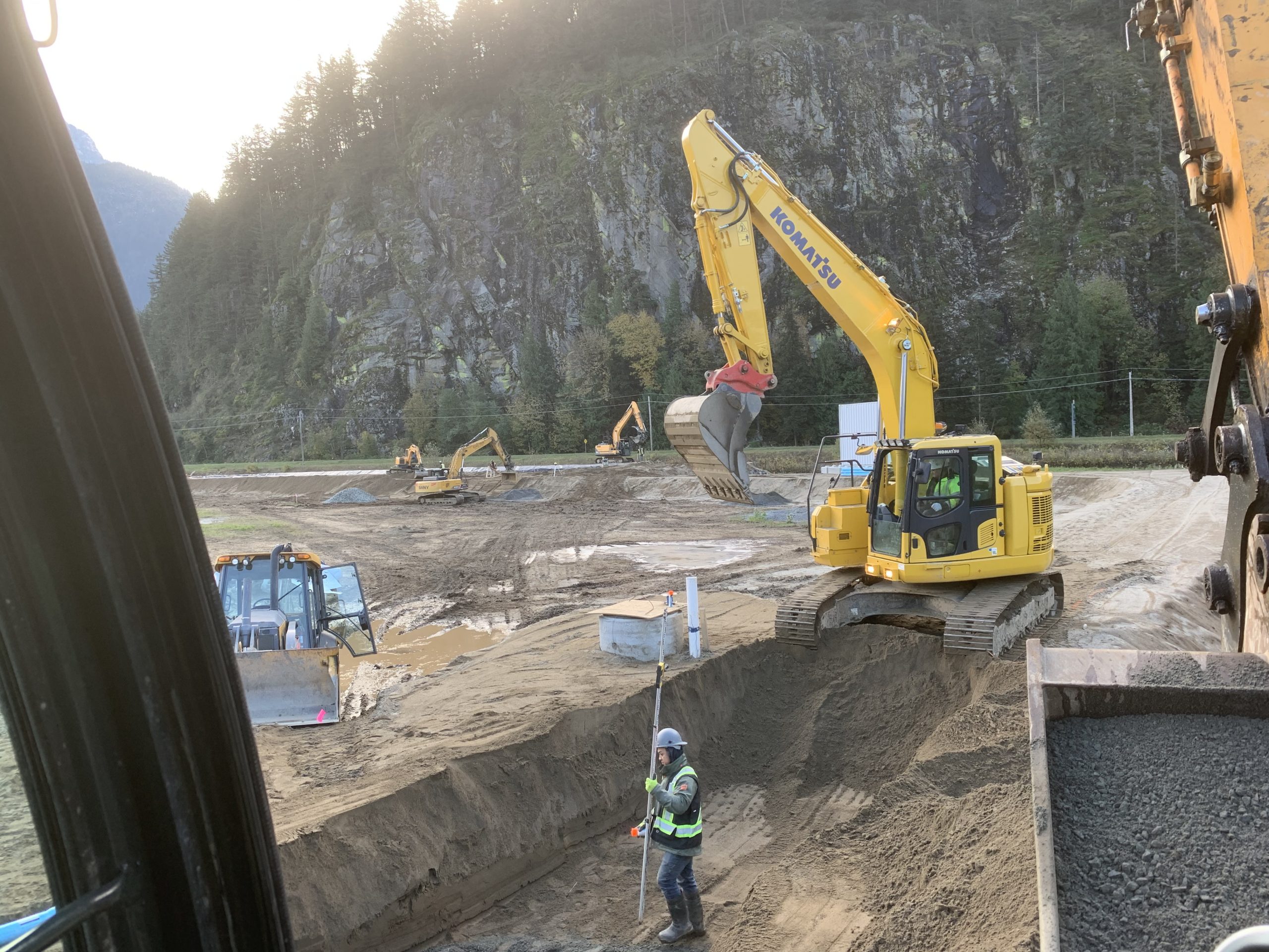 Excavation and Shoring King Hoe Excavating Ltd.