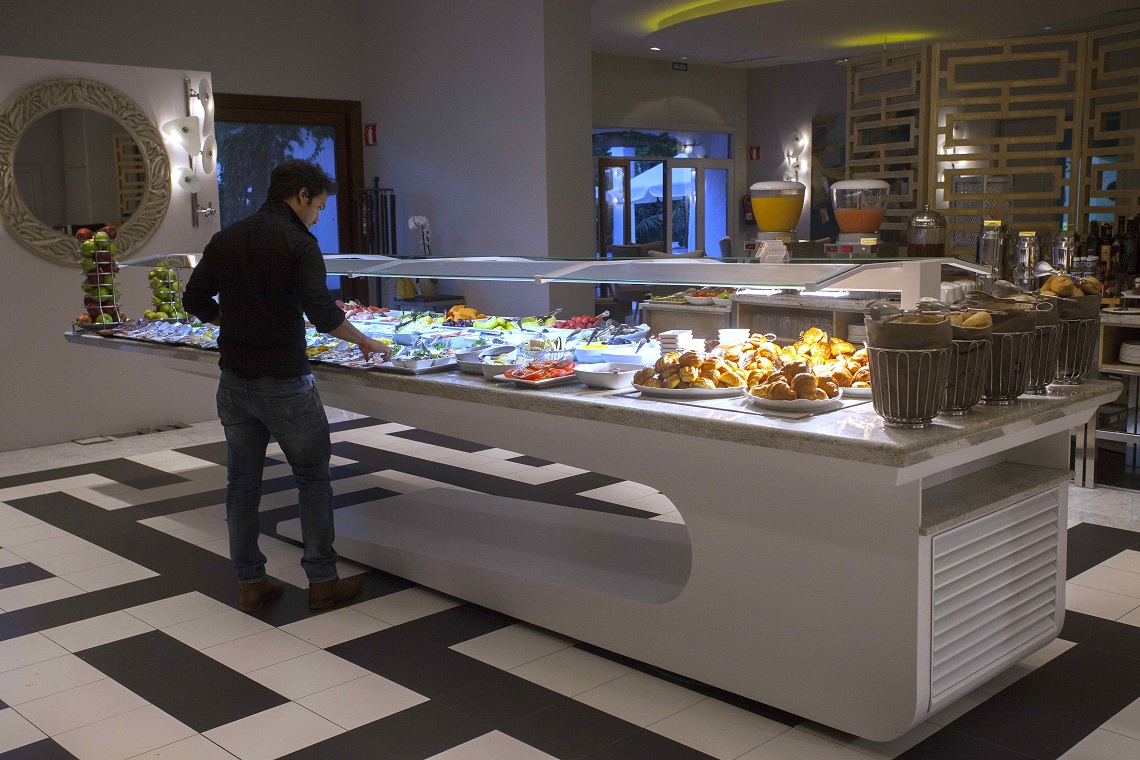 SERIE DESIGN Buffets Station buffets and Show cookings