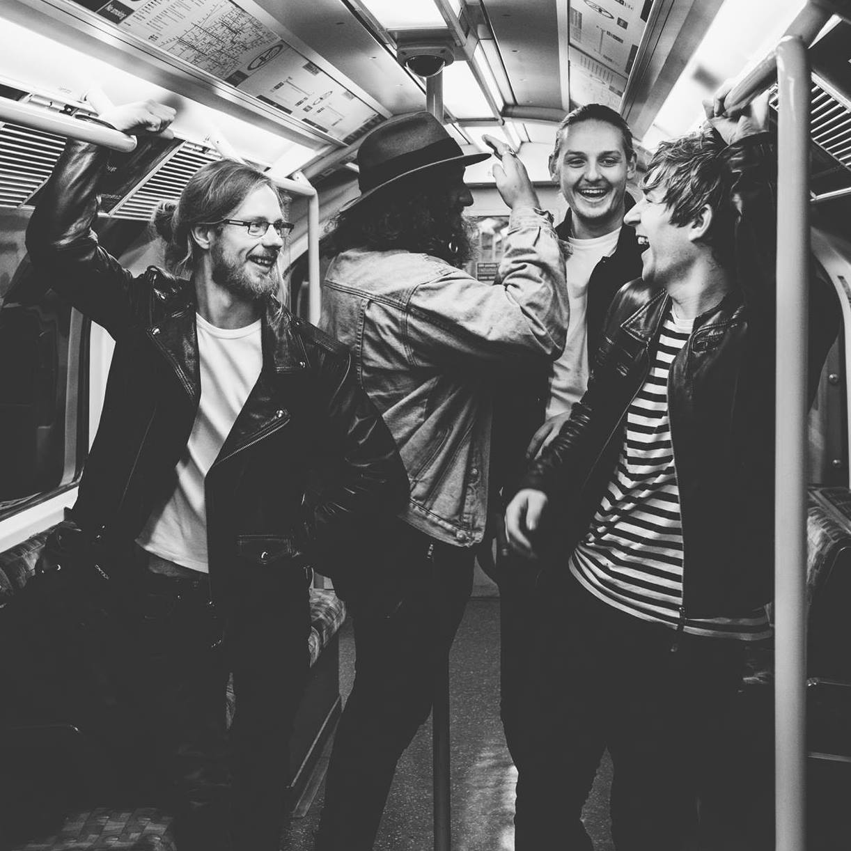 Mellor ‘Arms Length’ Kings of A&R