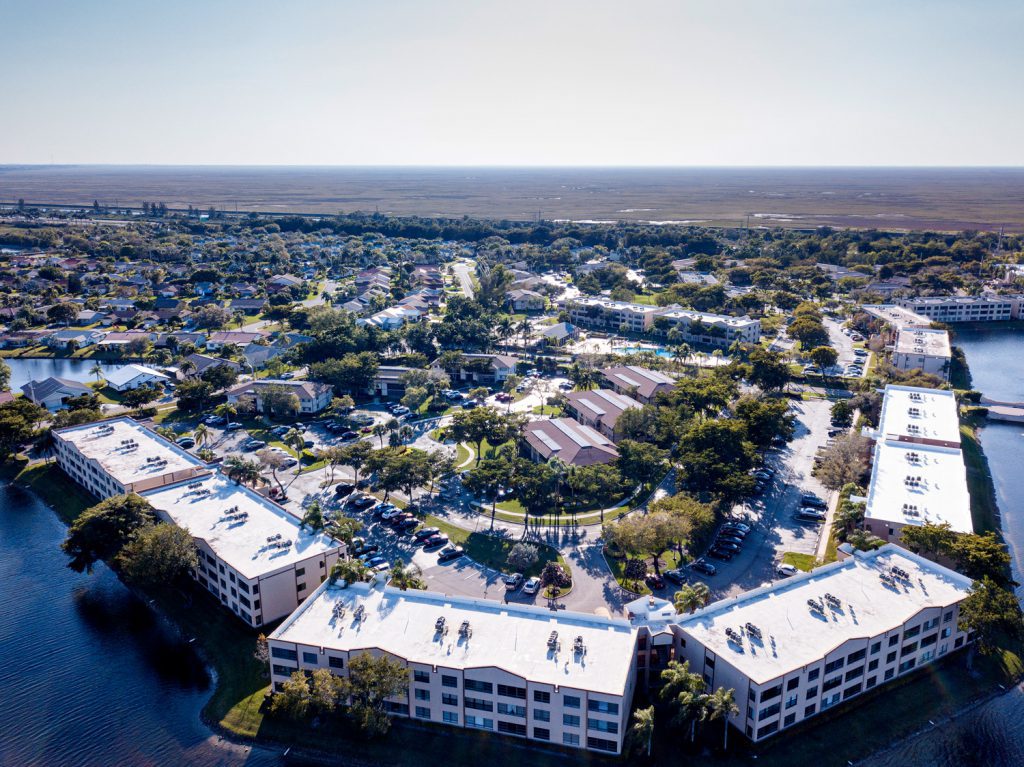 Clairmont Neighborhood Kings Point in Tamarac