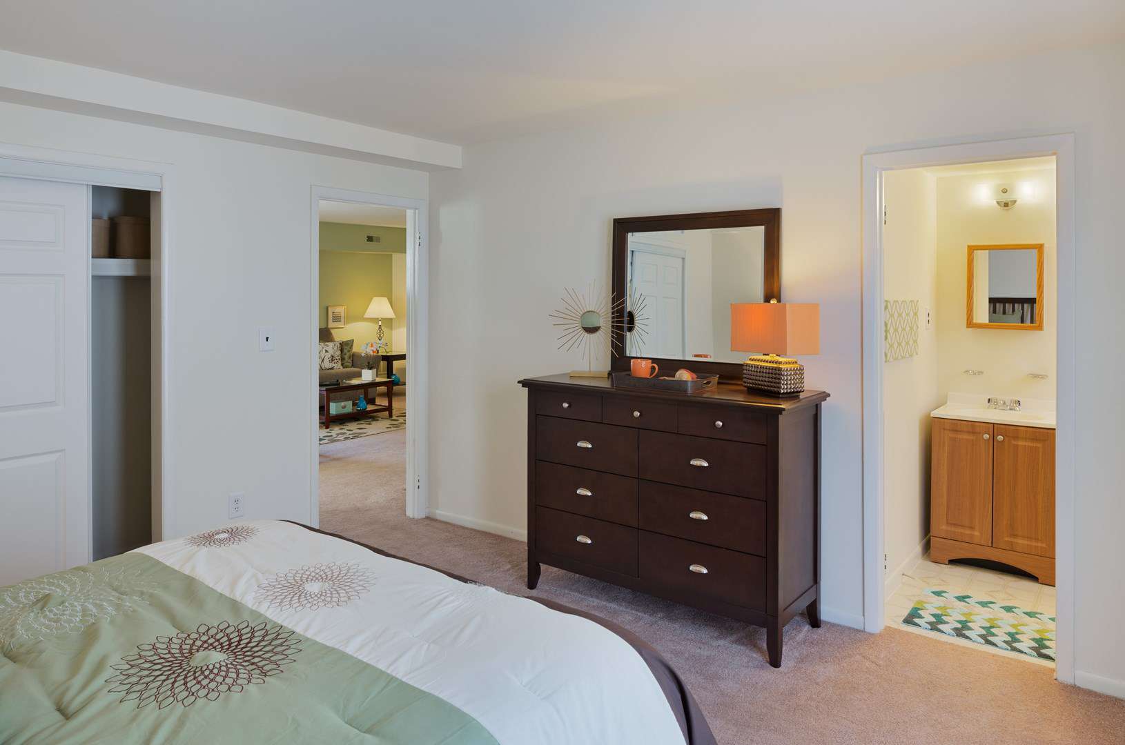 Apartment in West Deptford NJ Photos of Kingswick Apartments