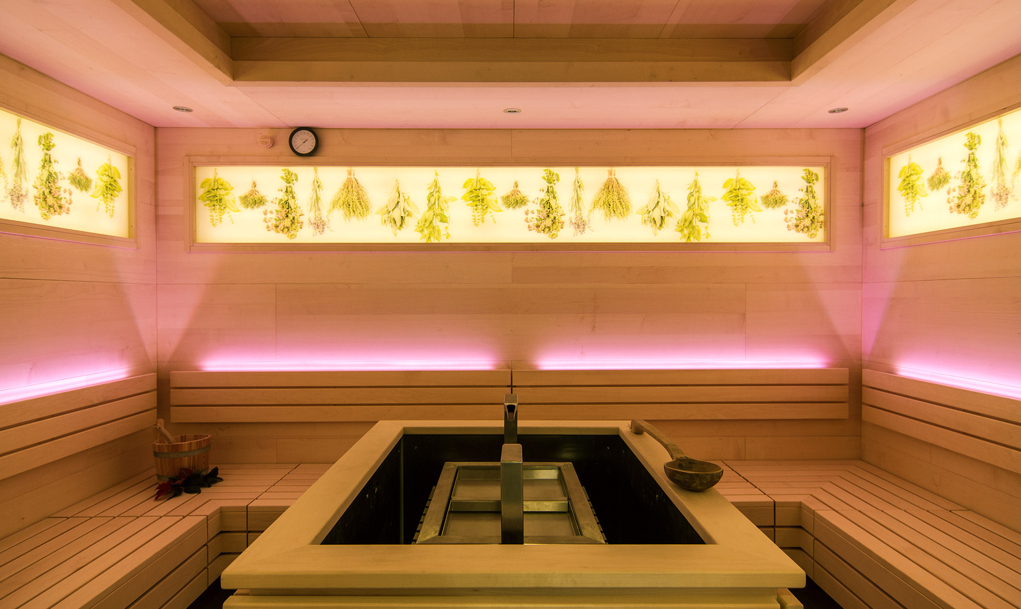 Devine wellness & spa Visuelle Kommunikation Kinigadner