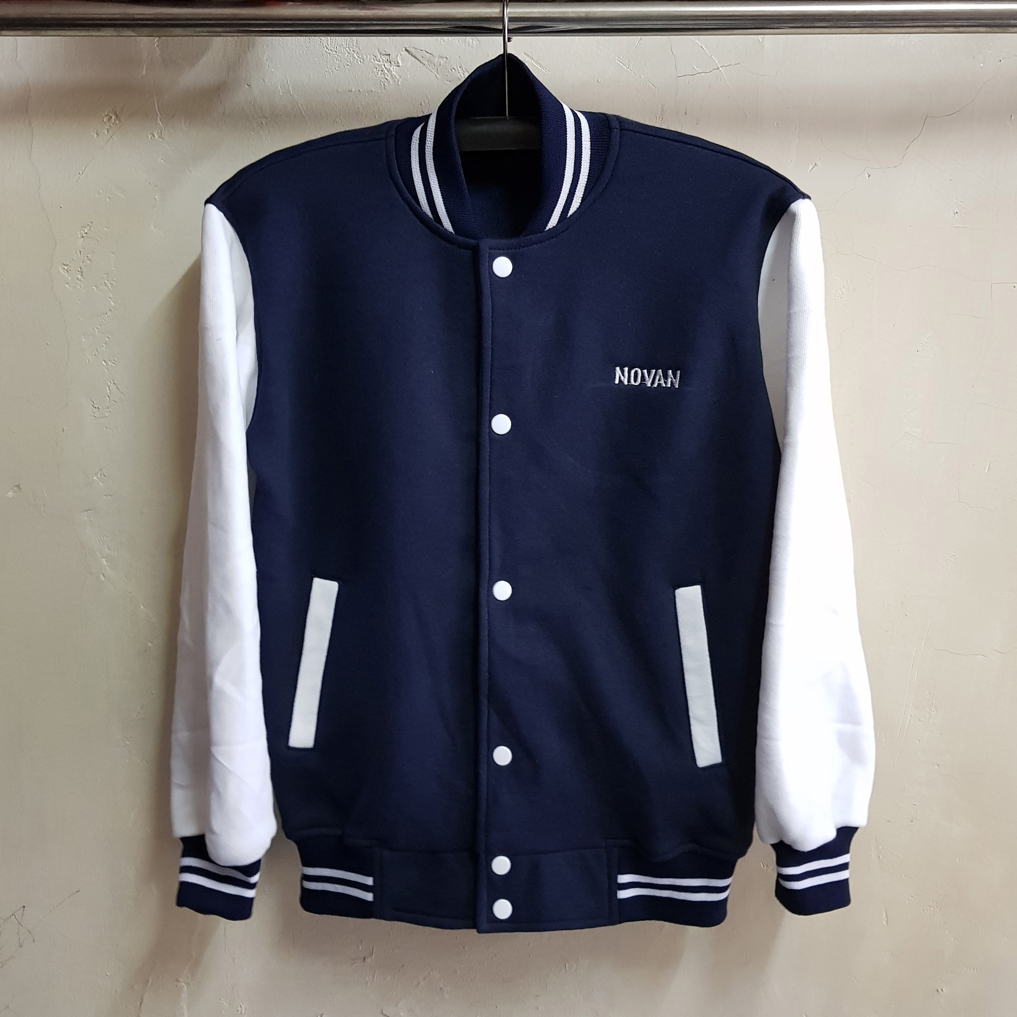 Jaket Varsity Rapersis, Seragam Jaket Kelas Kips Style