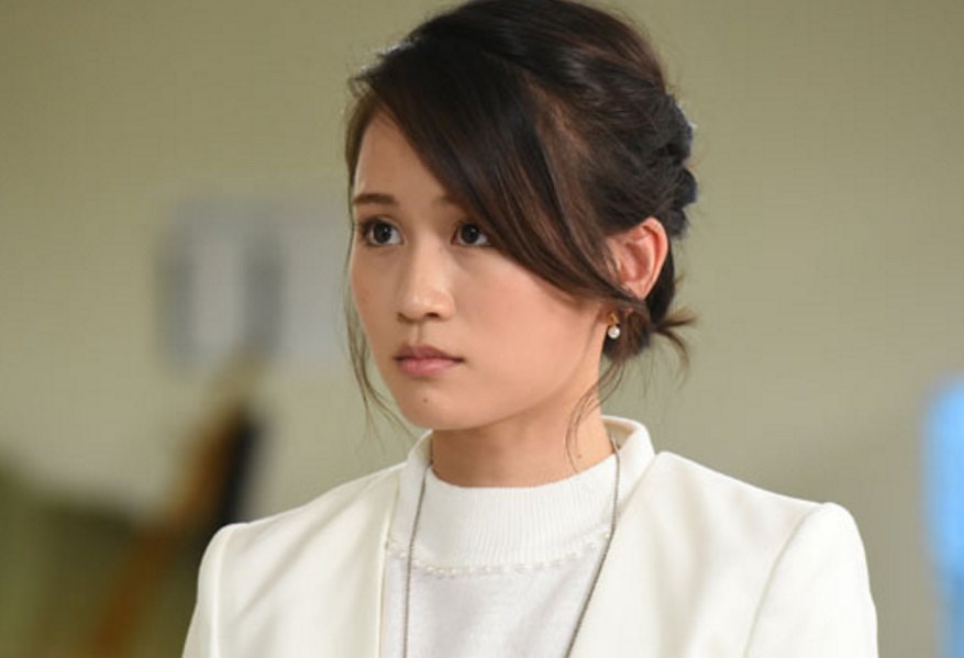 前田敦子の毒島ゆり子風髪型ミディアムヘアのアップアレンジ方法2016 きらりんぐEYES