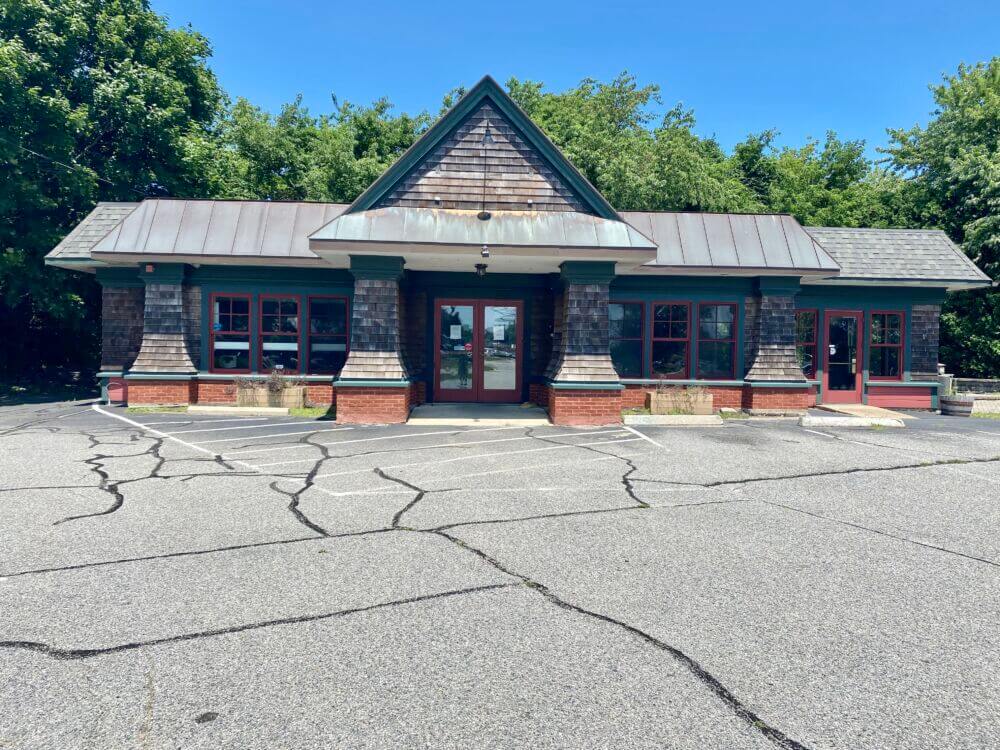 Commercial Building for Lease