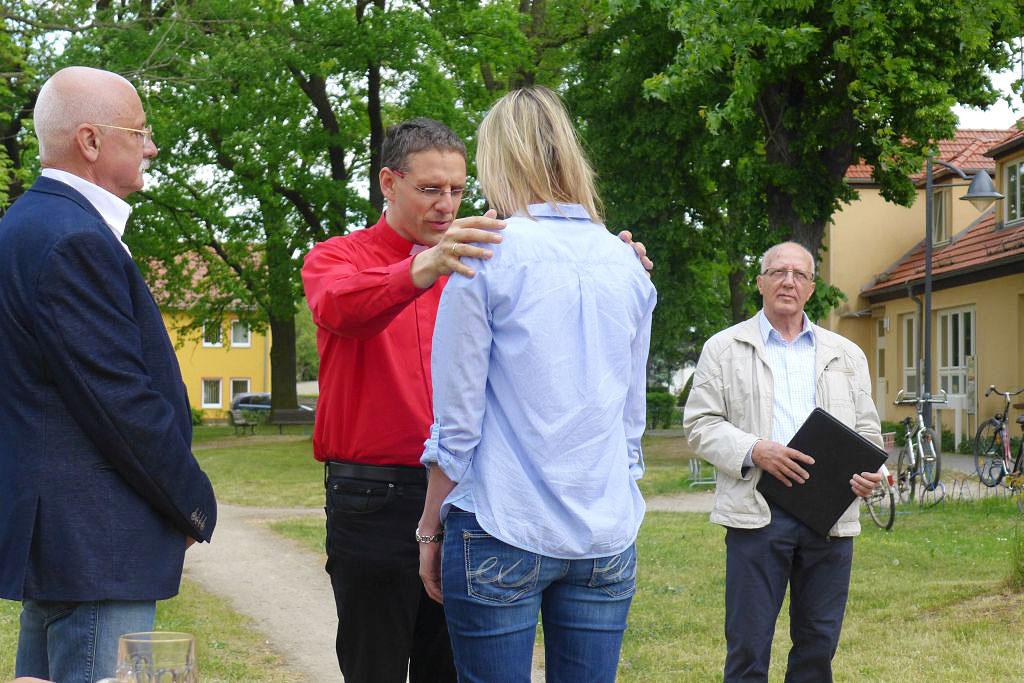 Evangelische Kirche Brück » Mit Gottes Segen Übergabe der Arztpraxis
