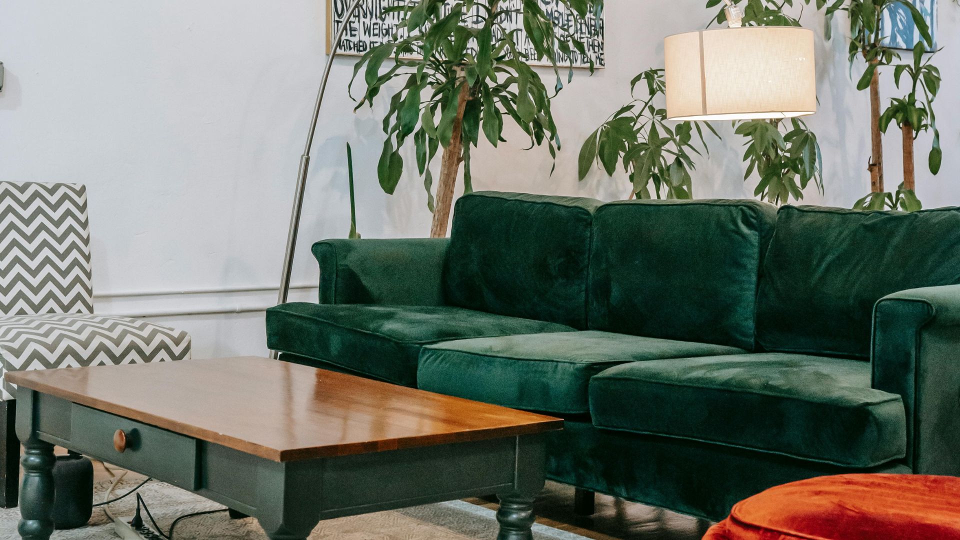 Choosing the Best Living Room Couches In 2024