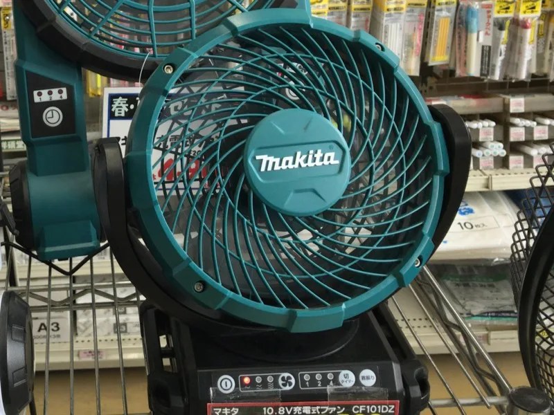 マキタ扇風機「CF102DZ」がキャンプで最強な理由（レビュー） ページ 2 キャンプ200gください