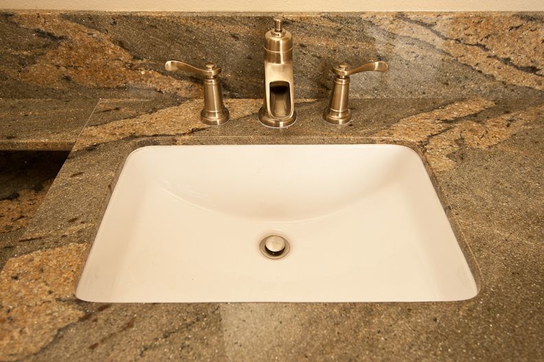 Sinks Kitchen & Beyond, Hilo Hawaii