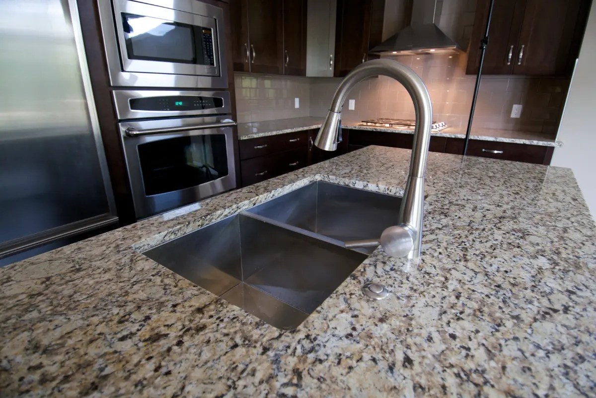 Do You Install A Farmhouse Sink Before Countertop?