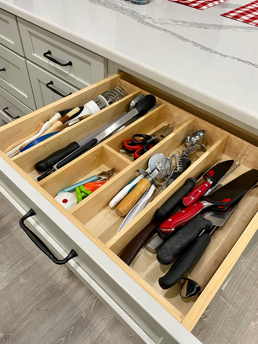 Kitchen Kitchen Craft USA, Inc.