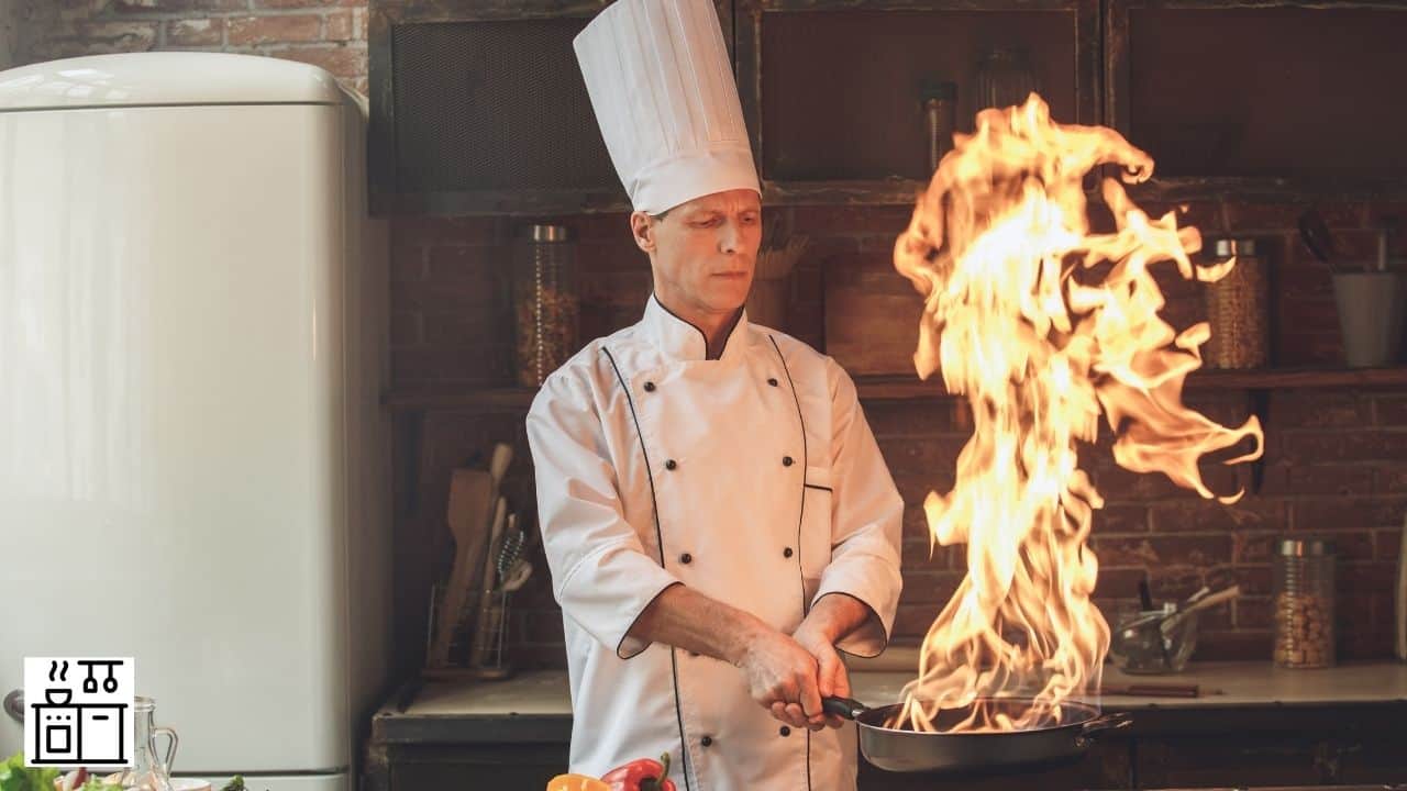 What Pans Do Professional Chefs Use? (Including Michelin Chefs)