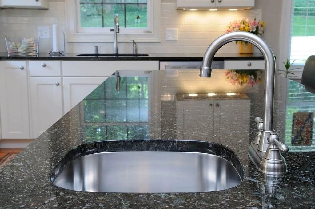 Top 5 Best Kitchen Sink Materials Pros & Cons KitchenEminence
