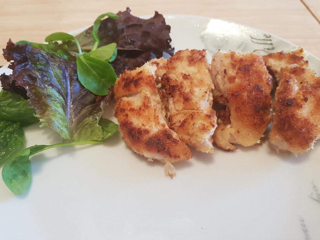 Panfried breaded chicken Kitchen Flavours