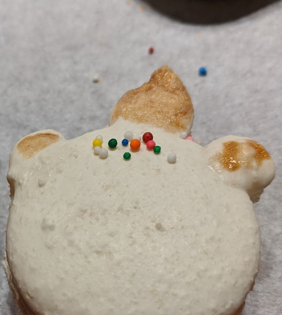 How to Paint Macarons Gold Kitchen Foliage