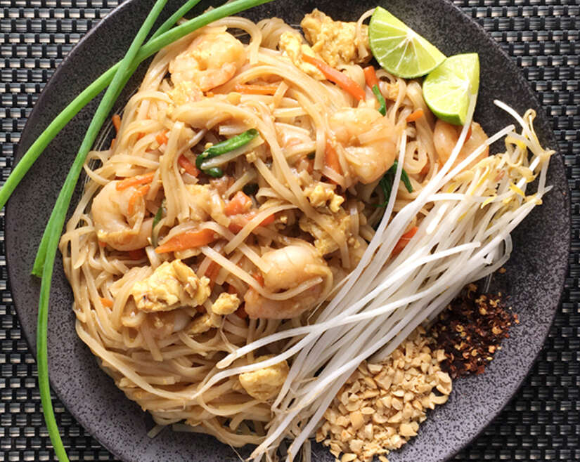 PAD THAI NOODLES Tamarind and chicken/shrimp rice noodles Kitchen Lab