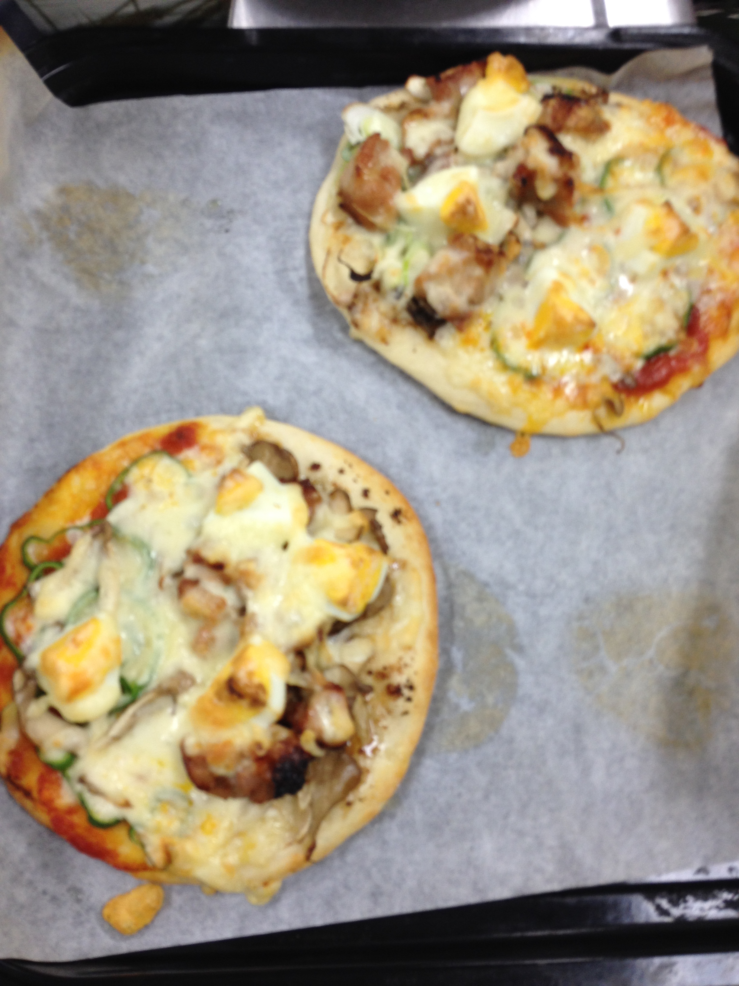 Teriyaki Chicken and Maitake Pizza KitchenNippon