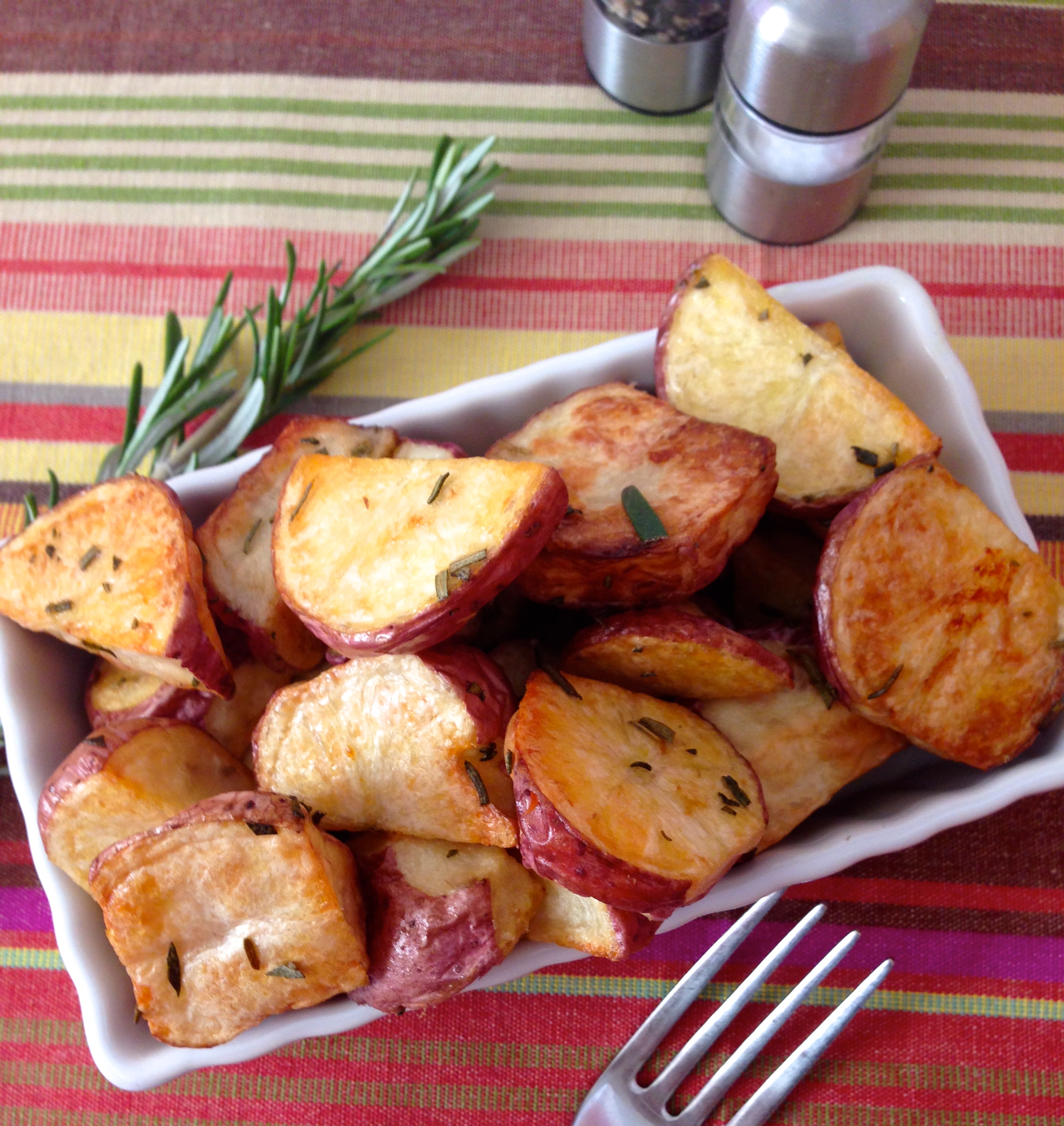 Rosemary Roasted Potatoes via Kitchen Nomad