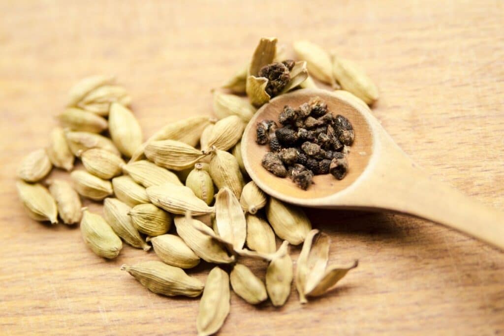 6 Cardamom Substitutes What Works Best for Your Recipe Kitchenous