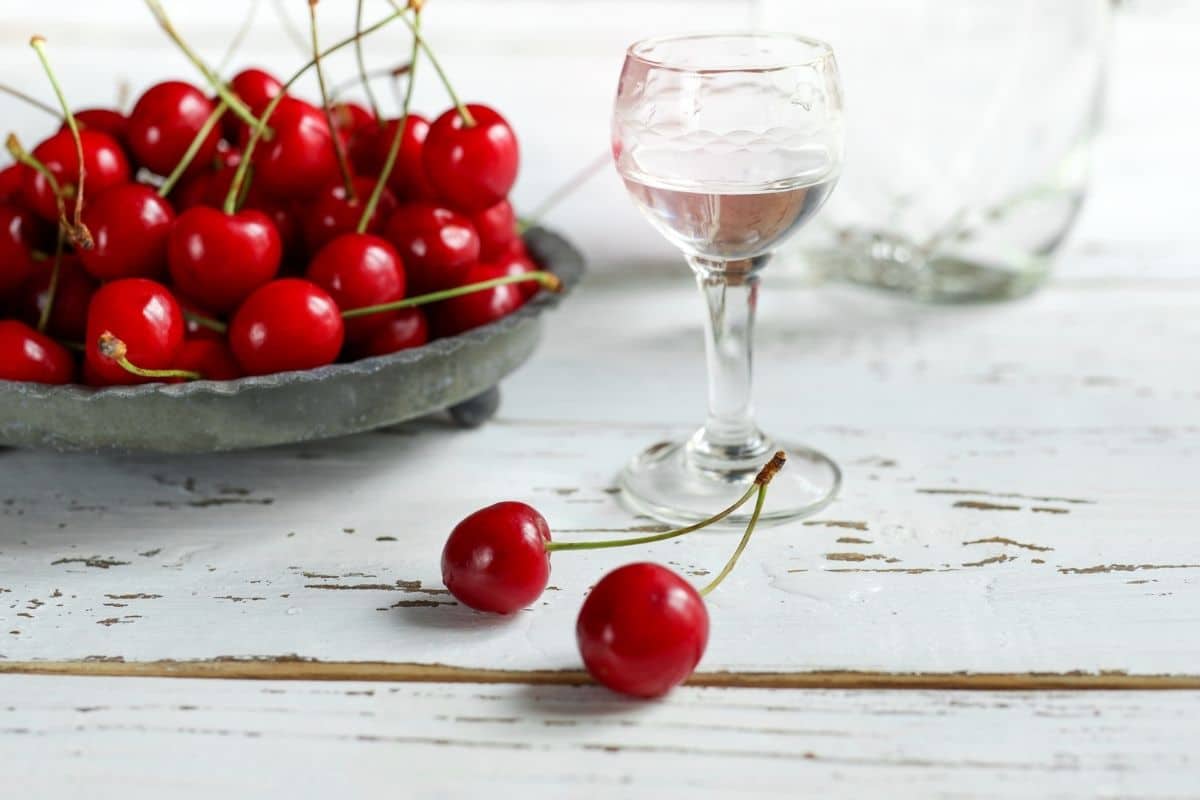 15 Kirsch Substitutes That Can Replace This Cherry Brandy Kitchenous